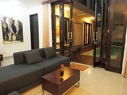 Kim Villa