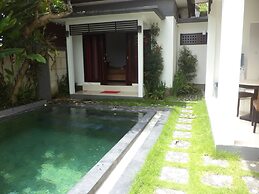 Kim Villa
