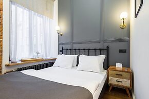 F12 Apartments