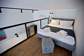 F12 Apartments