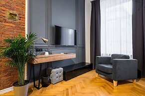 F12 Apartments