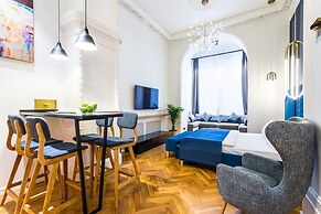 F12 Apartments