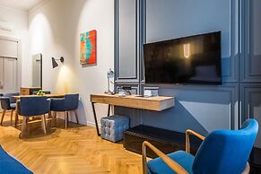 F12 Apartments