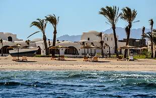 Aurora Beach Safari Resort