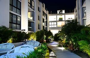 Anah Suites Dowtown Luxury Condo