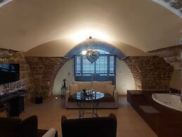 Lighthouse suite