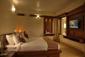 The Palm Hotel