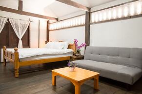 Heunviang House