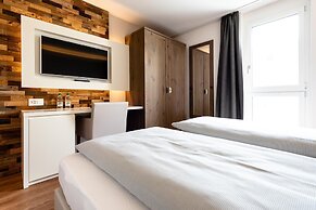 Hotel & Cafe Rubus