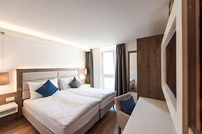 Hotel & Cafe Rubus