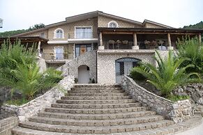 Le Rocce
