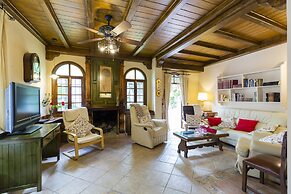La Casa De Íllora