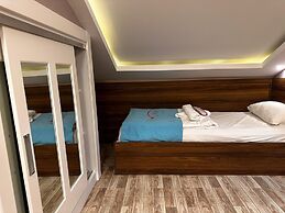 Hayat Rose Hotel