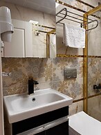 Hayat Rose Hotel
