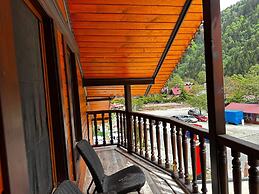 Hayat Rose Hotel