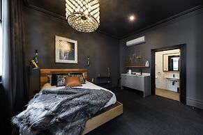 East Brunswick Hotel