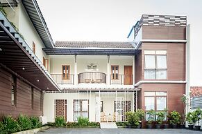 Jayagiri Guesthouse By Belgareti