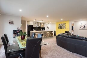 Euphoria House
