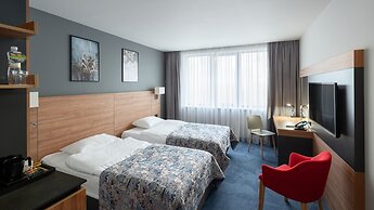 Favor Park Hotel
