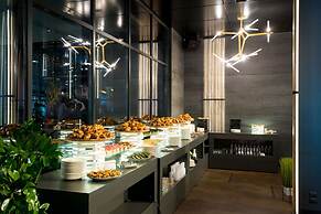 Favor Park Hotel