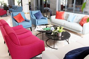 Favor Park Hotel