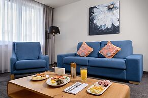 Favor Park Hotel