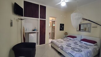 Maison Ambre Guesthouse