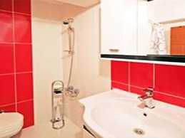 Ucem Hotel
