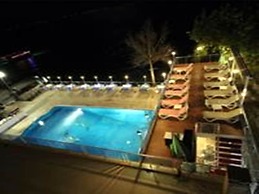 Ucem Hotel