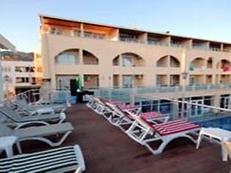 Ucem Hotel