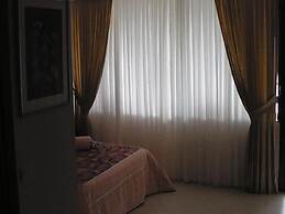 Ucem Hotel