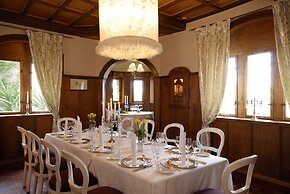 Heinitzburg Boutique Hotel
