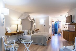 Heinitzburg Boutique Hotel