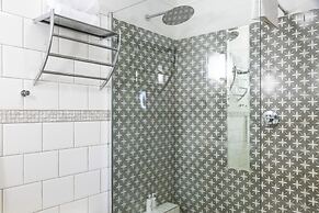 Heinitzburg Boutique Hotel