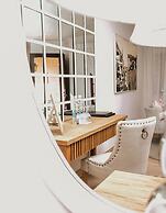 Heinitzburg Boutique Hotel