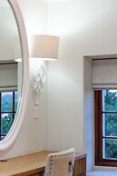 Heinitzburg Boutique Hotel