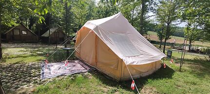 Saecula Natural Village Experience