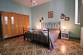 Residence Blues