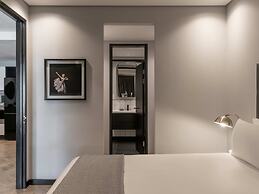 The Onyx Apartment Hotel by NEWMARK