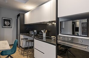 The Onyx Apartment Hotel by NEWMARK