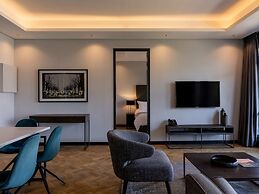 The Onyx Apartment Hotel by NEWMARK