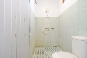 Indopurejoy House - Komala Indah Cottages - Hostel