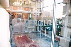 Emerald Suite Hotel