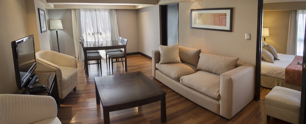 Premium Tower Suites