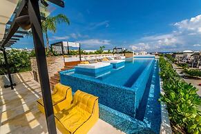 Menesse the City by Casago