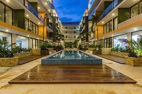 Menesse the City by Casago