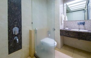 Hotel Grand Parivaar