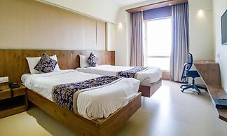 Hotel Grand Parivaar