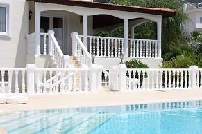 Shiraz Villa
