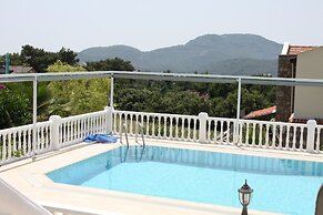 Shiraz Villa